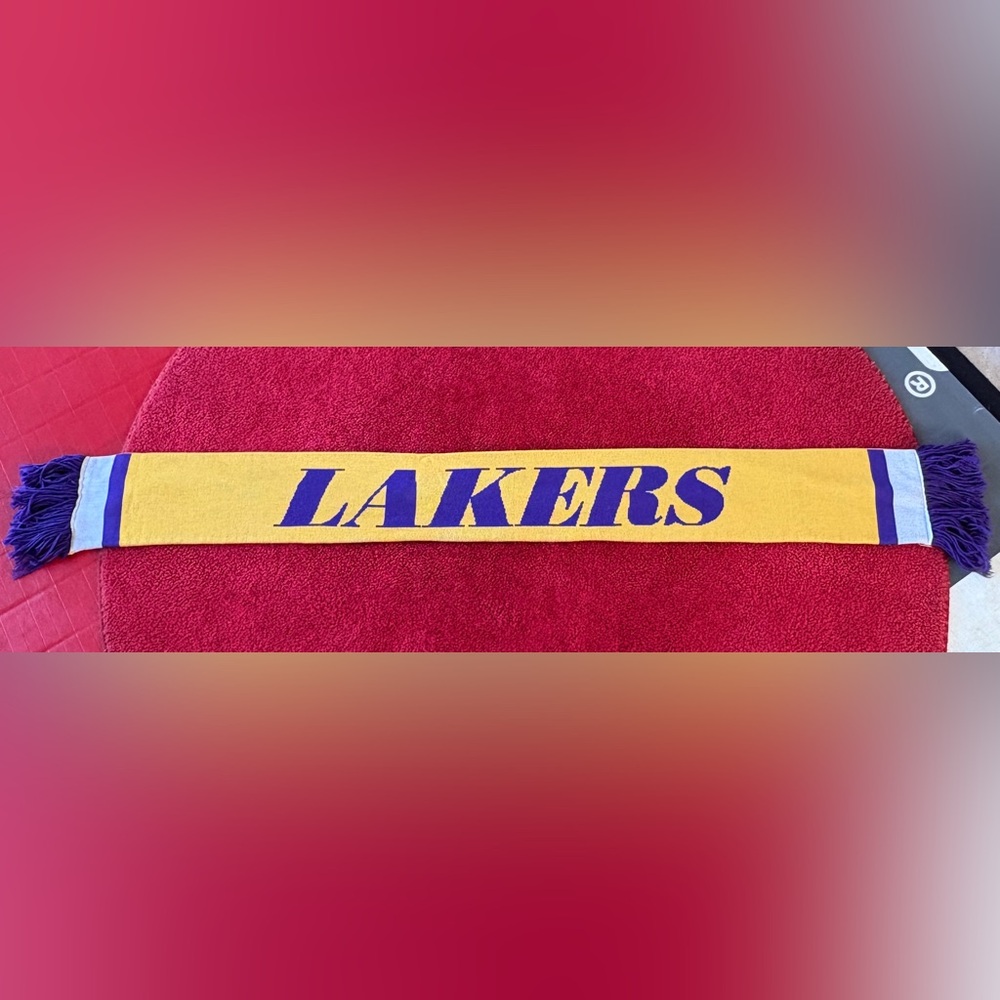 Los Angeles Lakers M&N Scarf